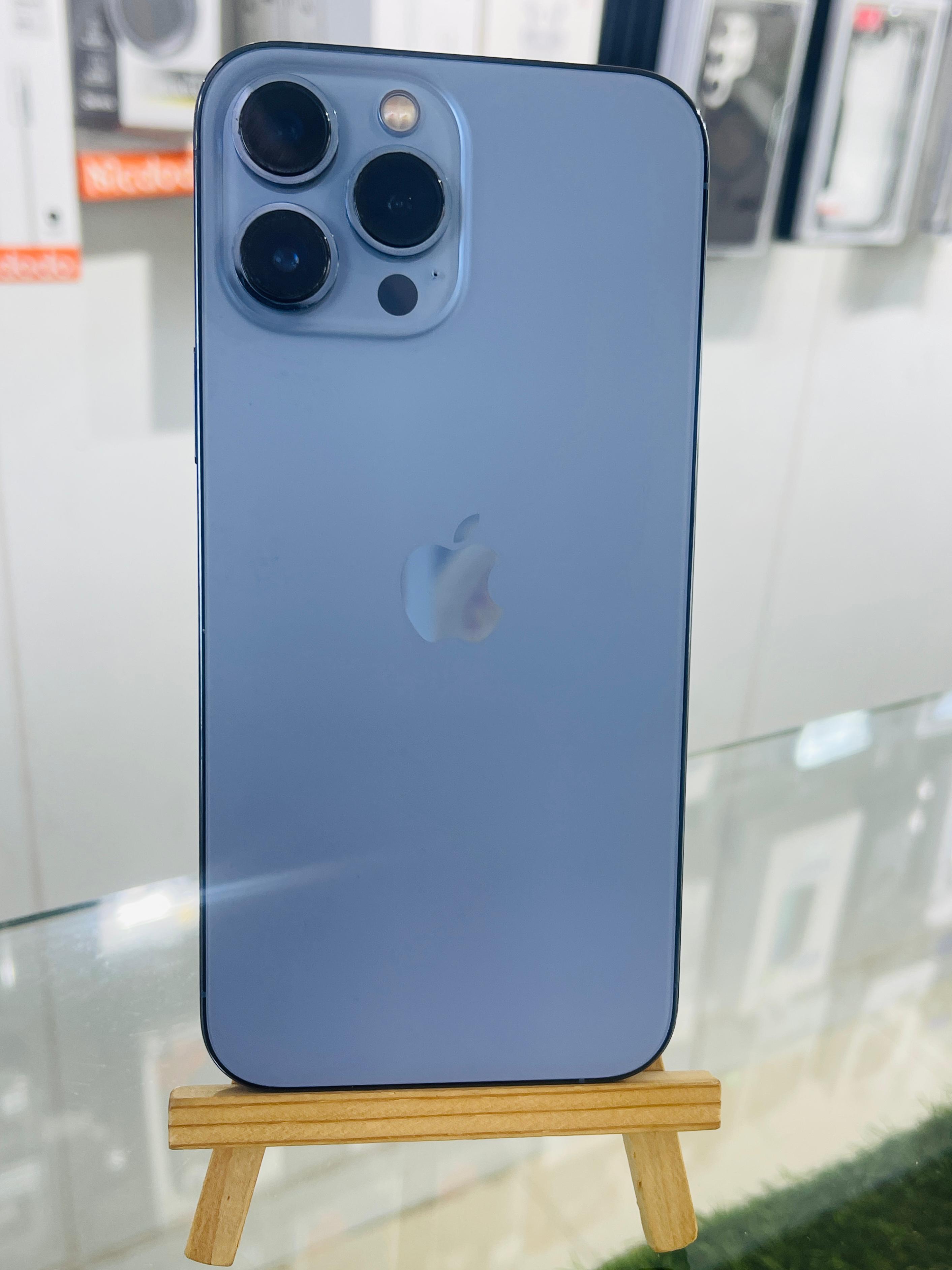  13 Pro Max 256GB